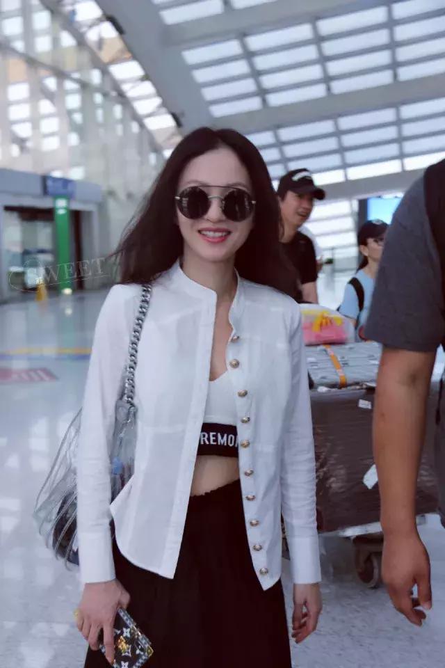 张韶涵穿过几套高定,张韶涵铂金包