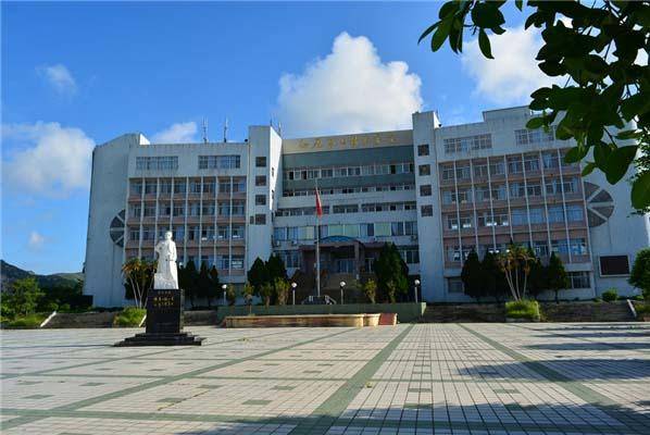 考到民办本科有必要复读考公办吗,考了490分被民办学院录取是否复读