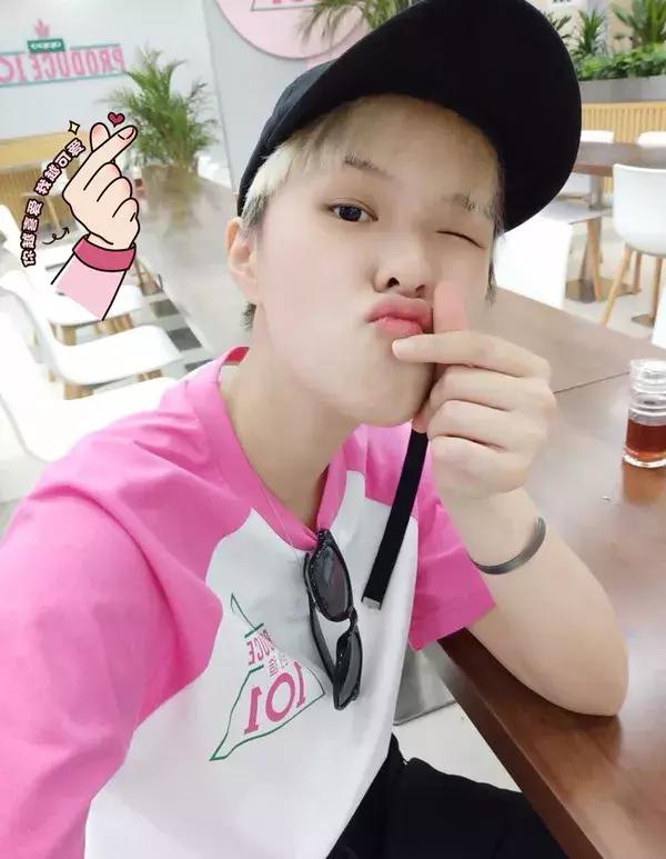 眼妆画的好，C位出道早，101女孩靠它被Pick