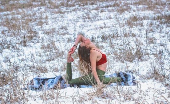 8个虐腹动作15天练出马甲线,一周虐腹瘦腰马甲线