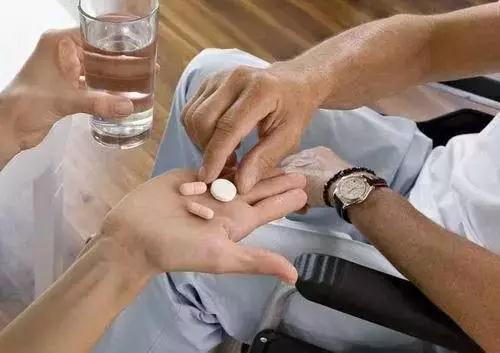 心率46窦性心动过缓老人,老人心动过速是怎么回事