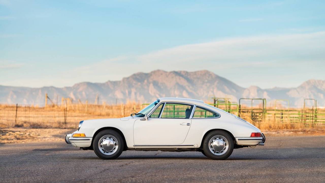 谁说跑车就得缸数多?这家传奇车厂历来就不这么干!