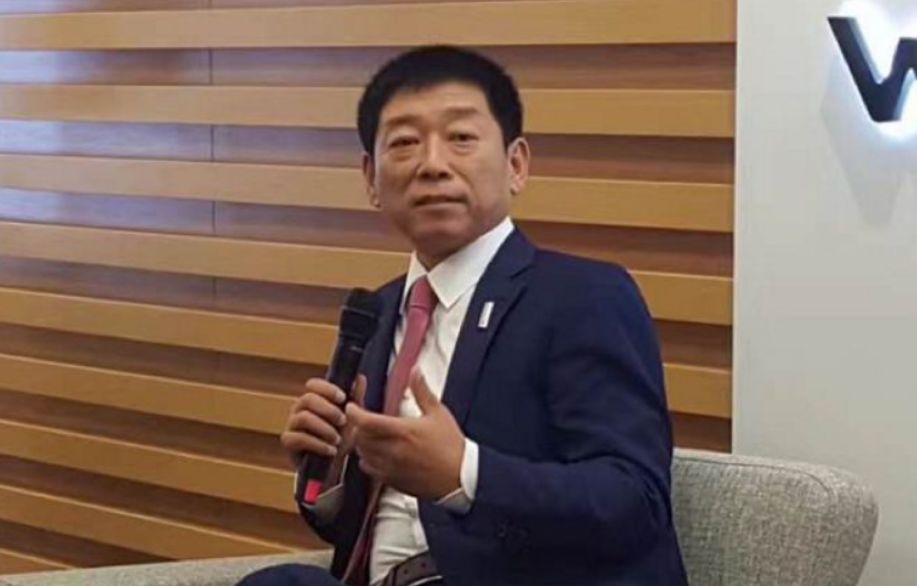 世界杯最热门球星c罗2022年视频,c罗最好的车是哪个