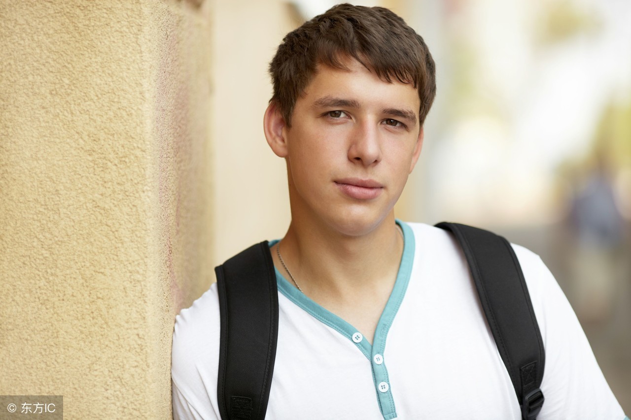 从一个人的面相就能看出善恶美丑,相由心生看透面相洞悉人生