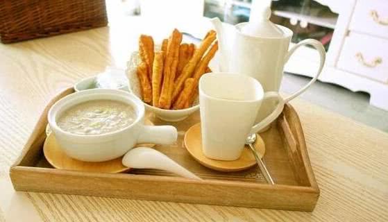 肯德基全家桶遭吐槽，网友：这哪是全家桶，分明就是单亲家庭分量