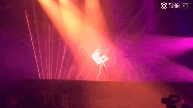 易烊千玺陈伟霆视频,易烊千玺陈伟霆谁帅