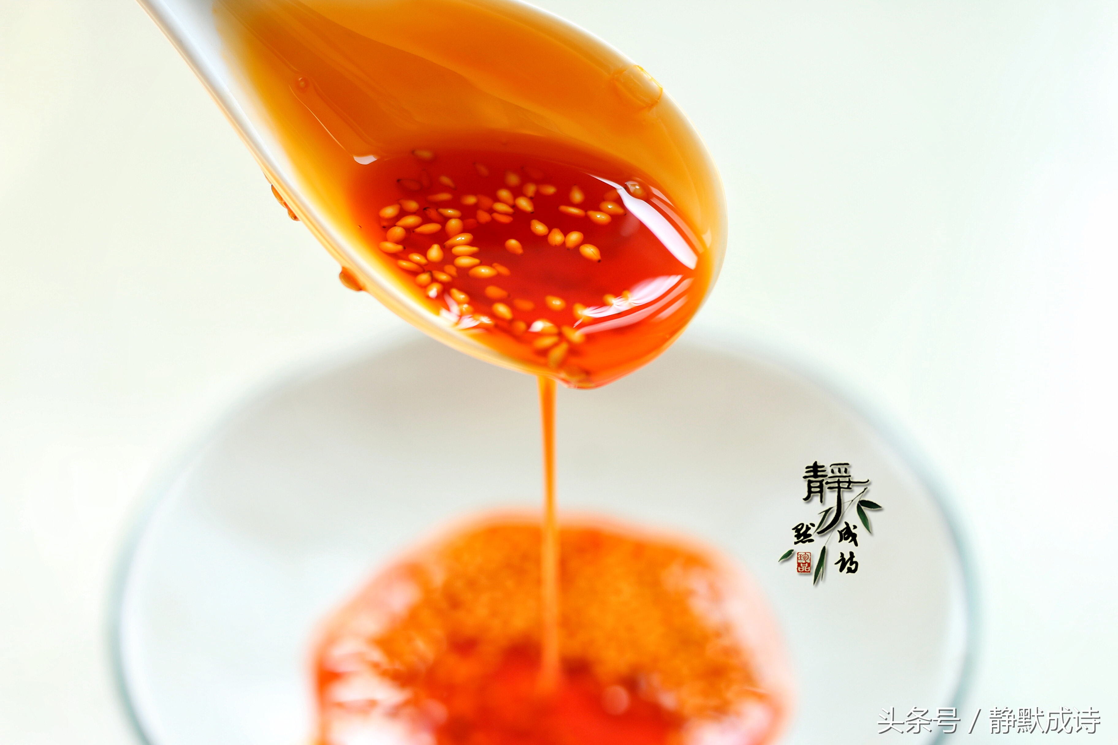 米线店做不辣上色的红油是怎么做,如何做红油只香不辣而且提色提味