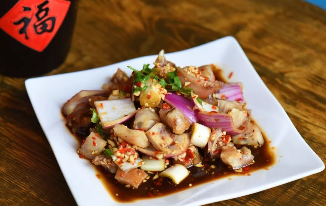 去晚1分钟排队2小时！这成都火到昆明的餐馆，店名竟误导了无数人