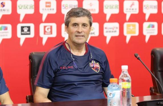 够强！中甲恒大一招给出逆袭方程式，55岁神帅三板斧太强悍