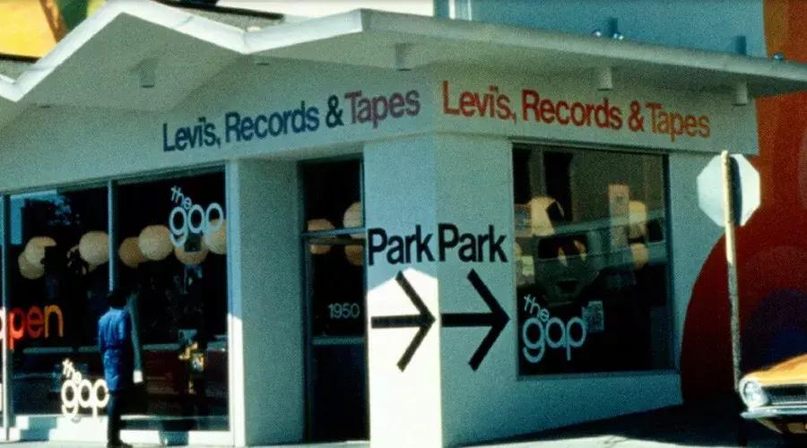 gap和优衣库同档次的品牌还有哪些,gap品牌和优衣库比较