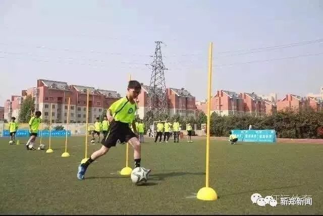 鏍″洯瓒崇悆鐐硅禐,鏂伴儜鏍″洯瓒崇悆