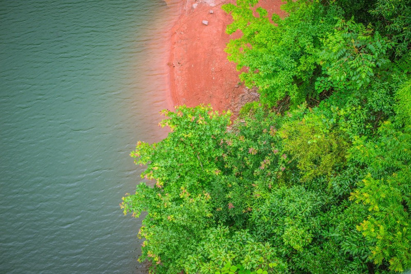 深山峡谷中的江西大觉山,江西大觉山风景优美