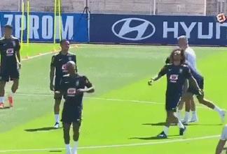 球感依然无敌35岁马塞洛大秀脚法,马塞洛逆天球感训练