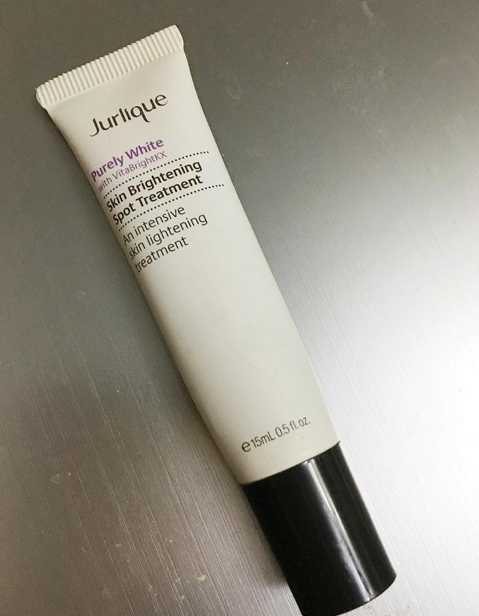 淡斑美白的护肤品推荐一套,淡斑美白妈妈护肤品50-60岁水乳