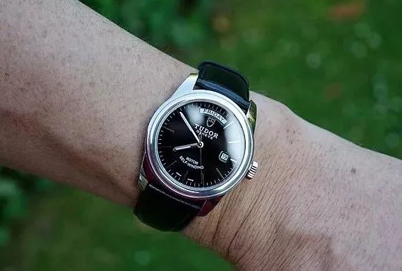 浪琴康卡斯男表万元内,一万左右男表除了浪琴还有啥