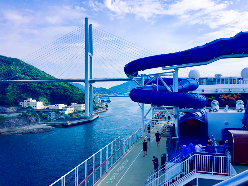 以邮轮开始的小说,以邮轮为题材的作品