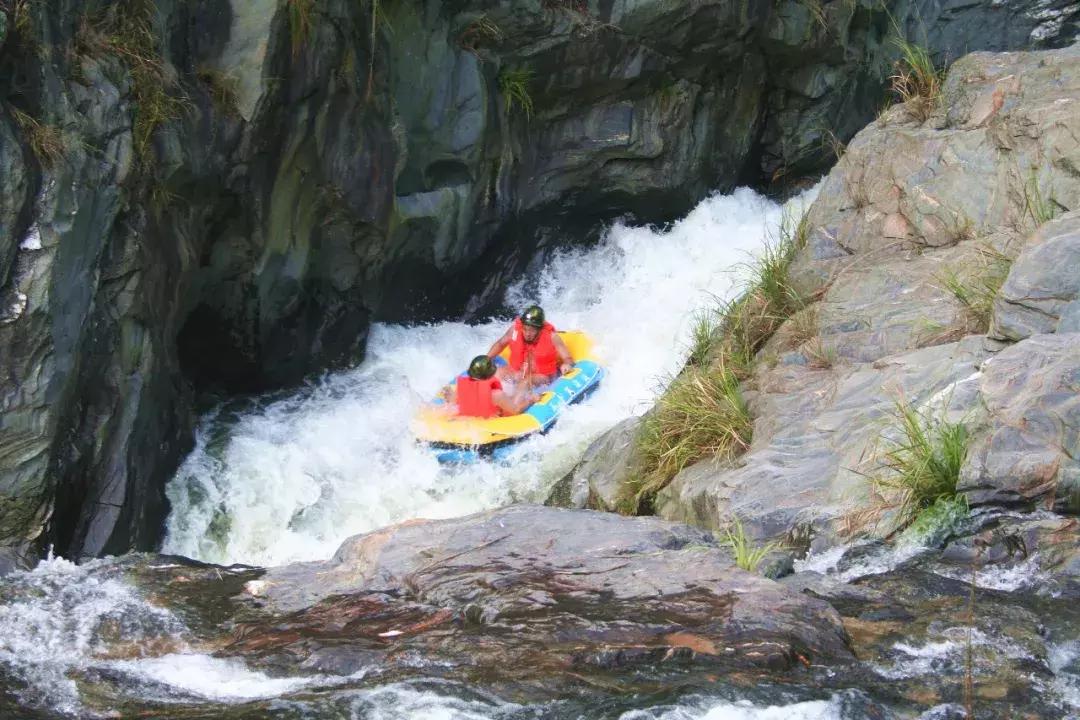 湖南周边避暑自驾游推荐,端午湖南附近旅游推荐