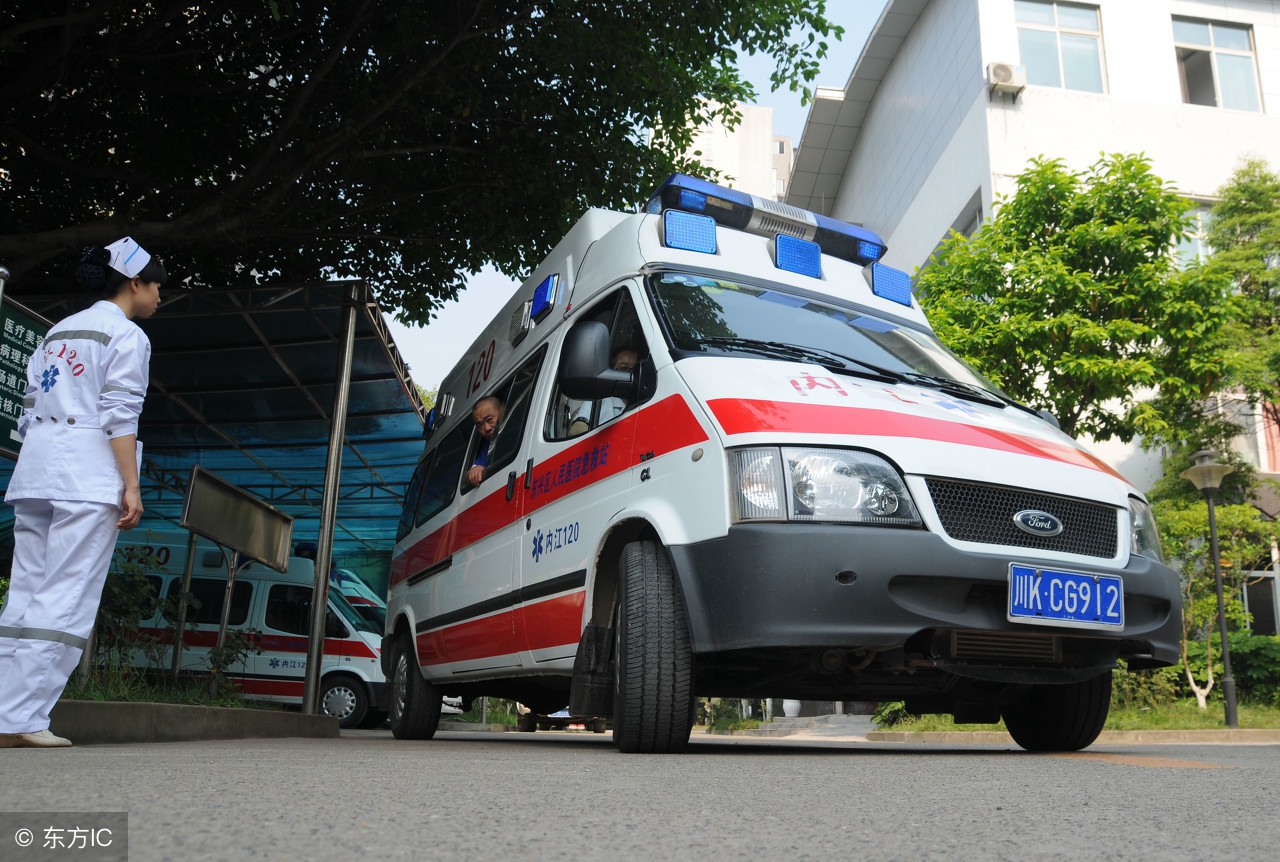你有呼叫120的意识吗？急救护士的一天，让我体会到急救车的伟大