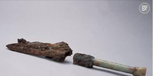 河南穷小子一夜暴富，引起警察注意，顺藤摸瓜竟发现一座千年古墓