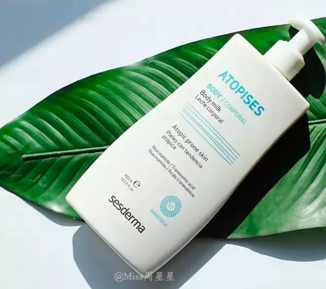 范冰冰豪华化妆台,范冰冰的化妆柜里有什么