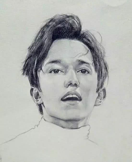 明星素描照：鹿晗黄景瑜李易峰还原度最高，他实在是认不出来