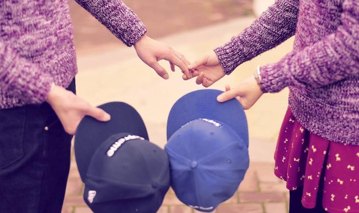 爱情两个人怎样才有意义,爱情中两个人应该怎么去经营