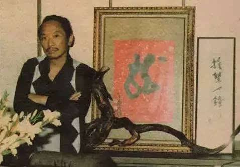 古龙人在江湖身不由己,古龙的一生只有江湖