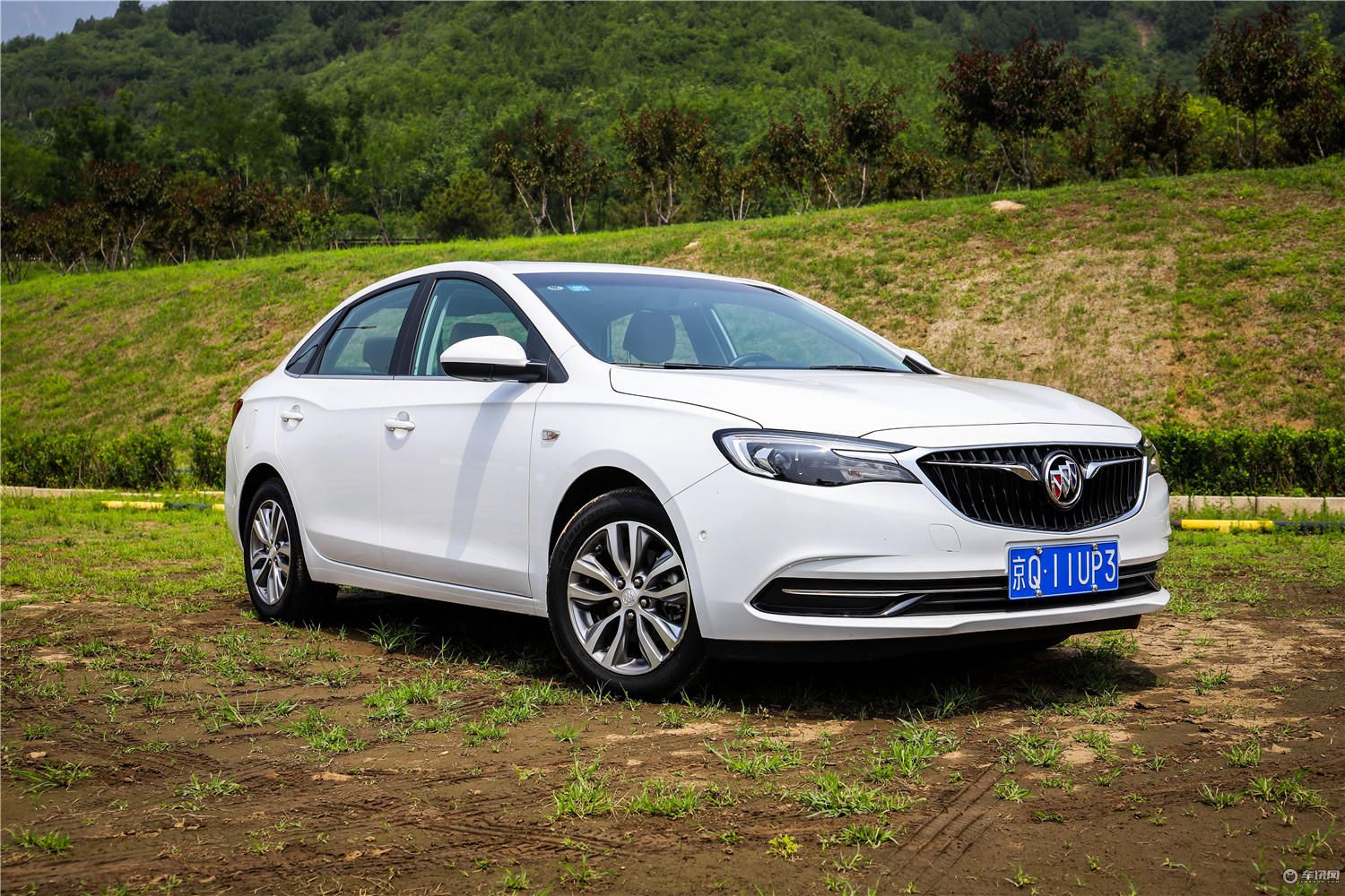 别克英朗2021款1.3t试驾,21款改款1.3t别克英朗试乘试驾