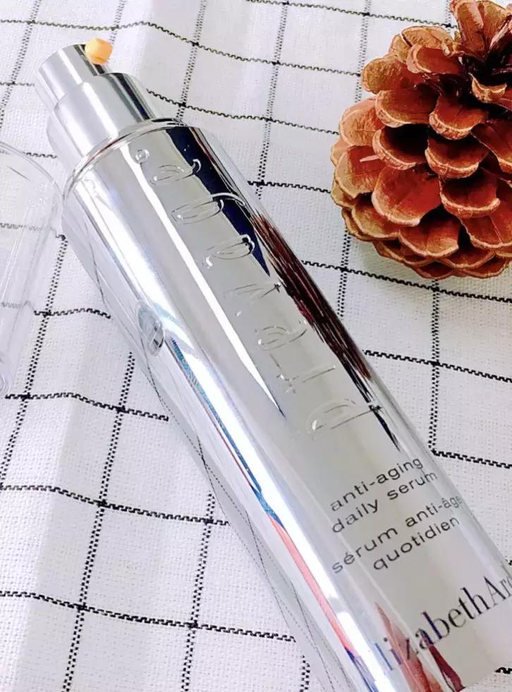 拯救“熬夜*党**”，这8款护肤品可以帮你赶走黑眼圈和粗毛孔！