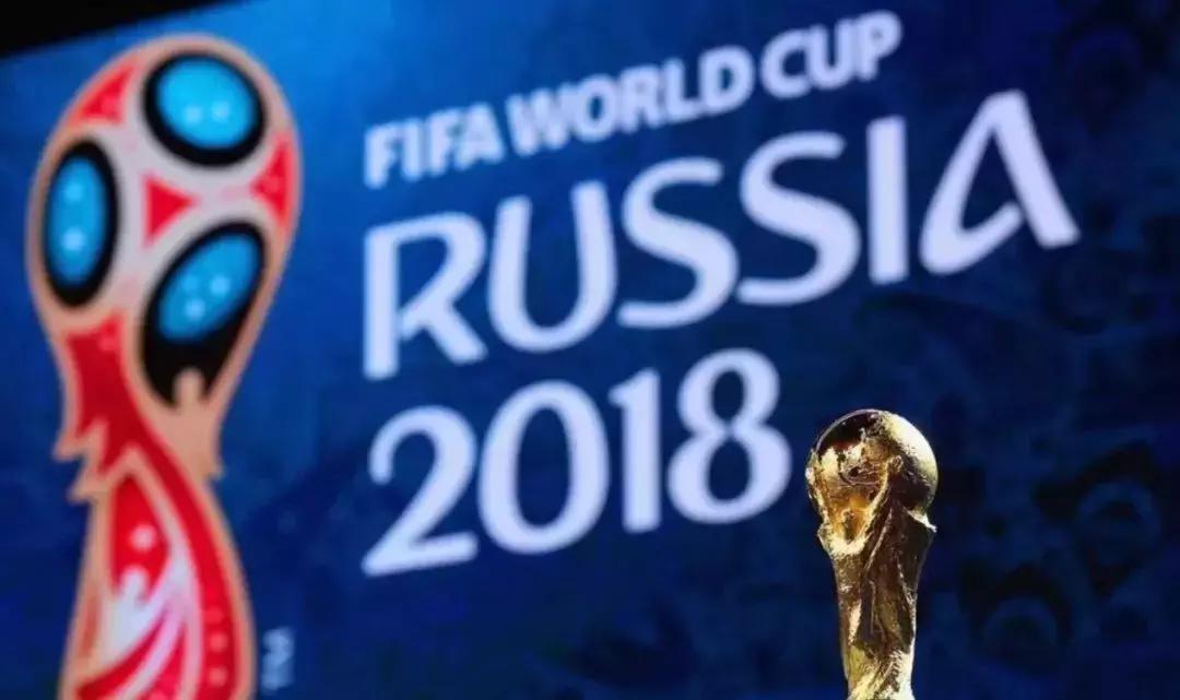 没想到，代替国足“征战”世界杯的，是10万只小龙虾……