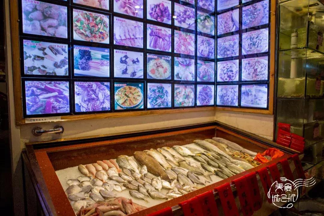 你知道哪个将军手里拿的是炒匙吗？答案就在这家十年老店！