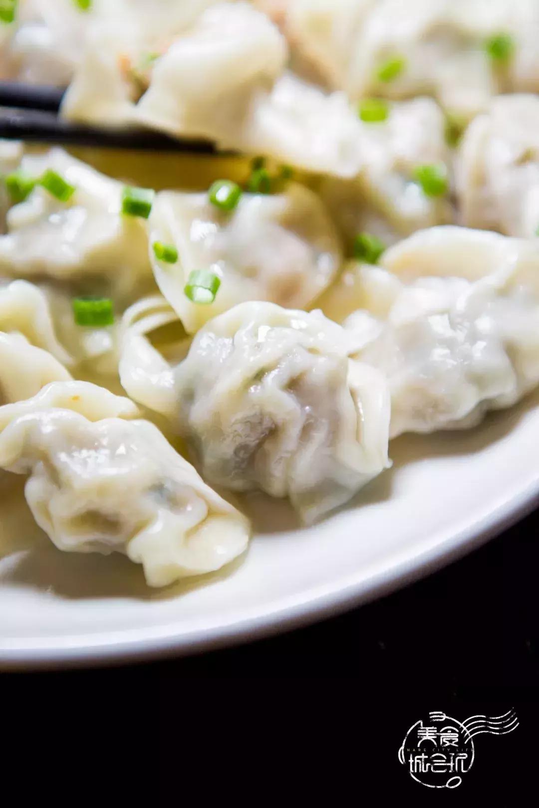 你知道哪个将军手里拿的是炒匙吗？答案就在这家十年老店！