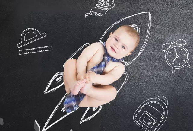 宝宝爬的时间长好吗,爬得少孩子智商低吗