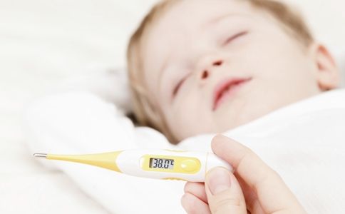 宝宝发烧惊厥怎么应对,宝宝发烧了怎样应对
