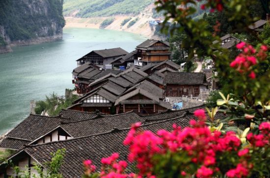 黔渝之光!乌江画廊被专家盛赞:旅游价值比张家界和梵净山还高!