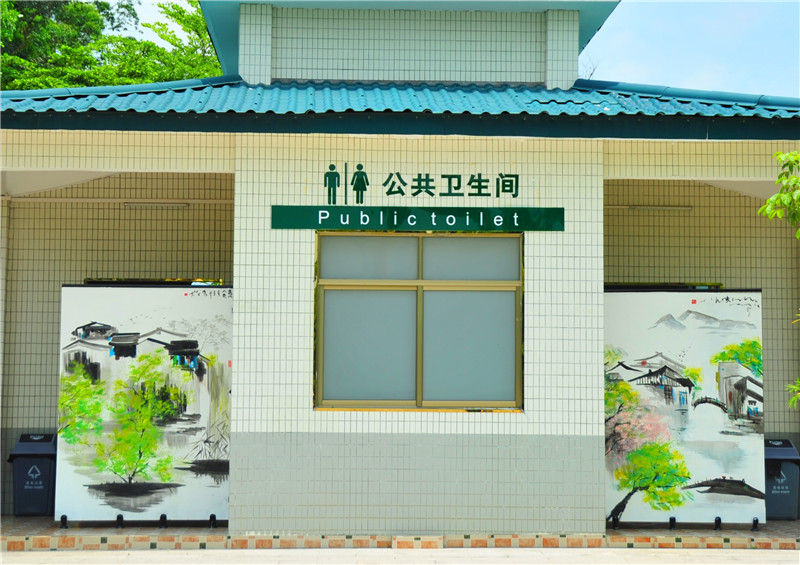 墙面当画布，一支画笔画出70万年收入