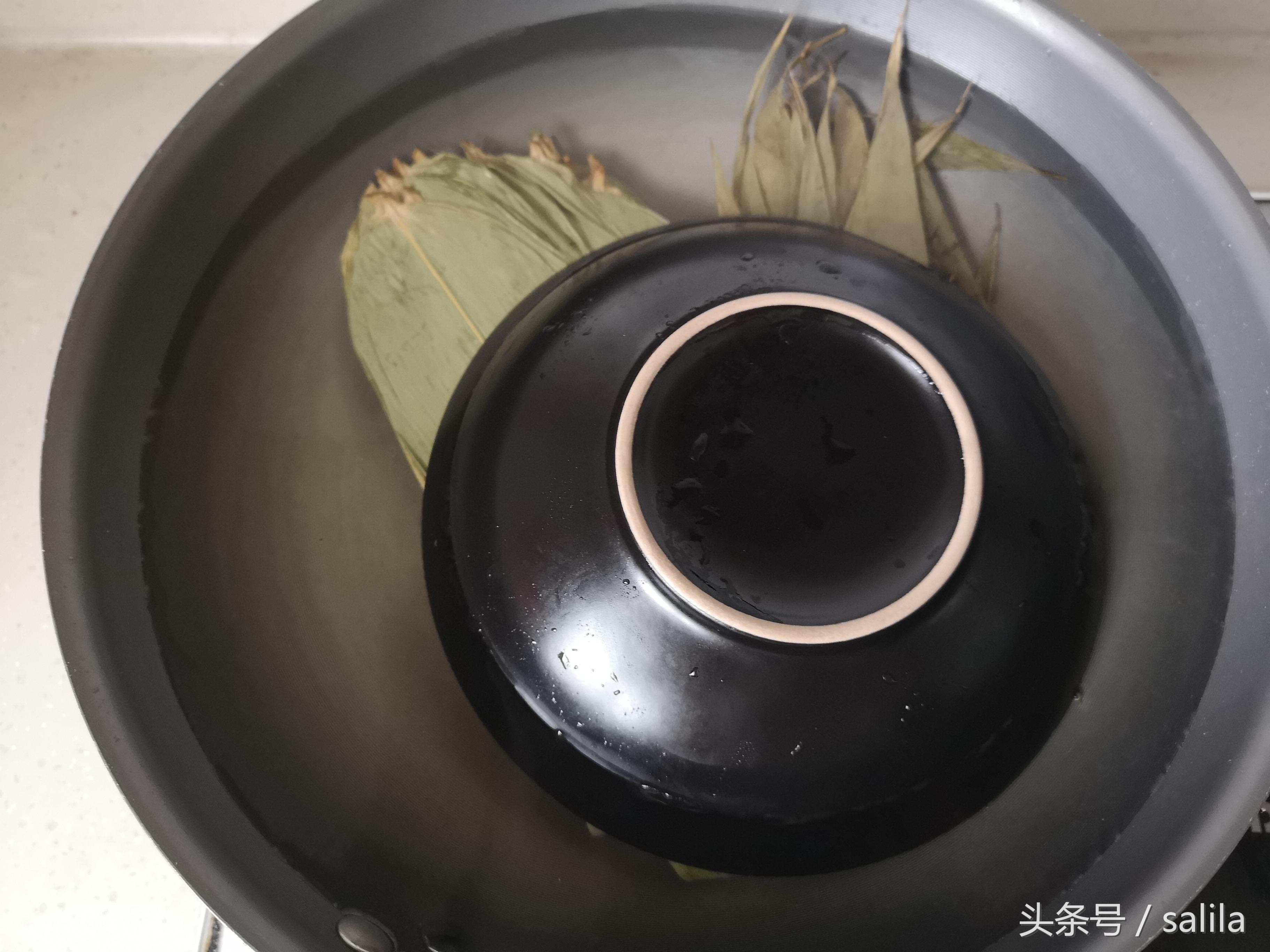 嘉兴大肉粽做法大全,怎么能做出来嘉兴那种大肉粽