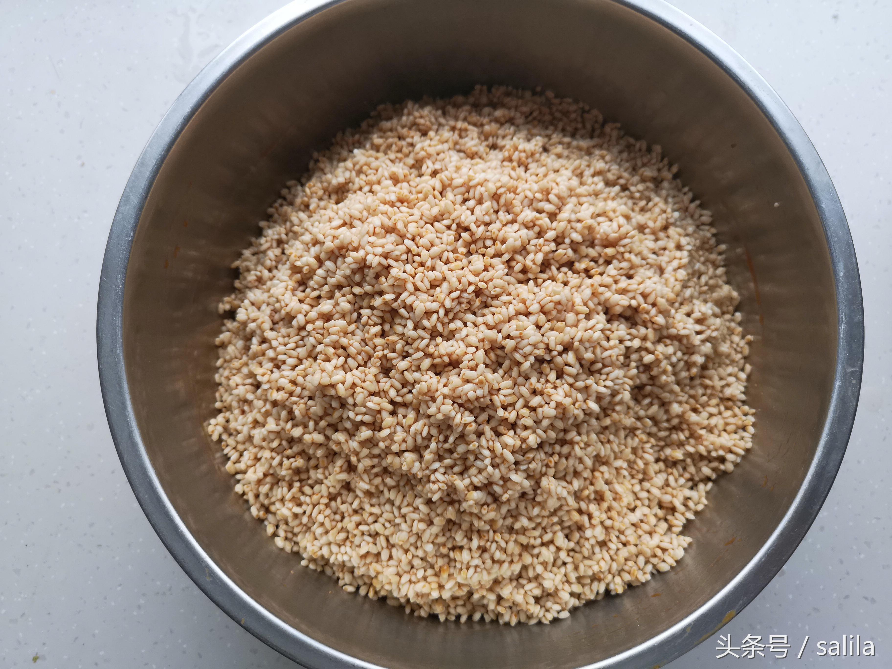 嘉兴大肉粽做法大全,怎么能做出来嘉兴那种大肉粽