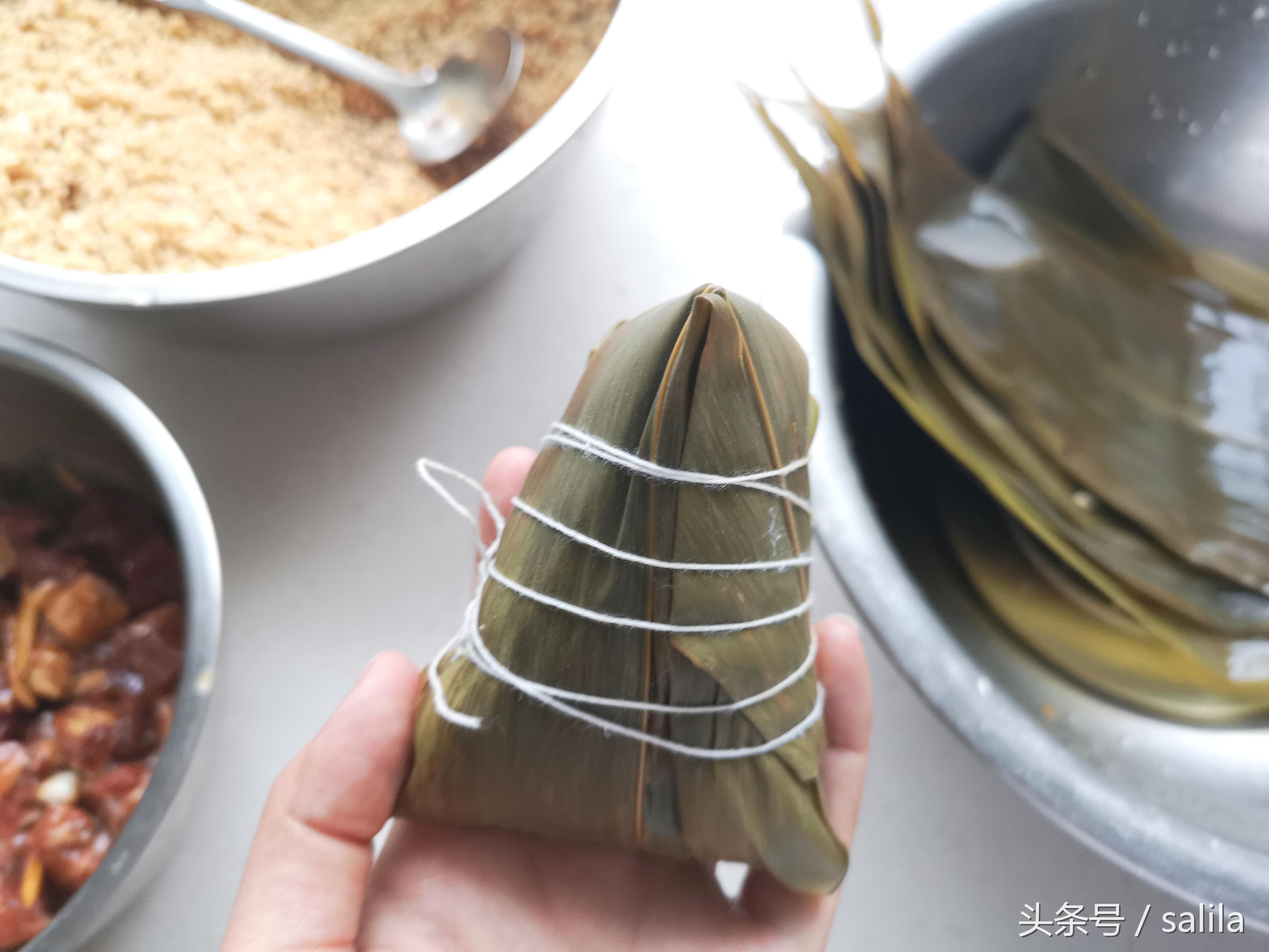 嘉兴大肉粽做法大全,怎么能做出来嘉兴那种大肉粽