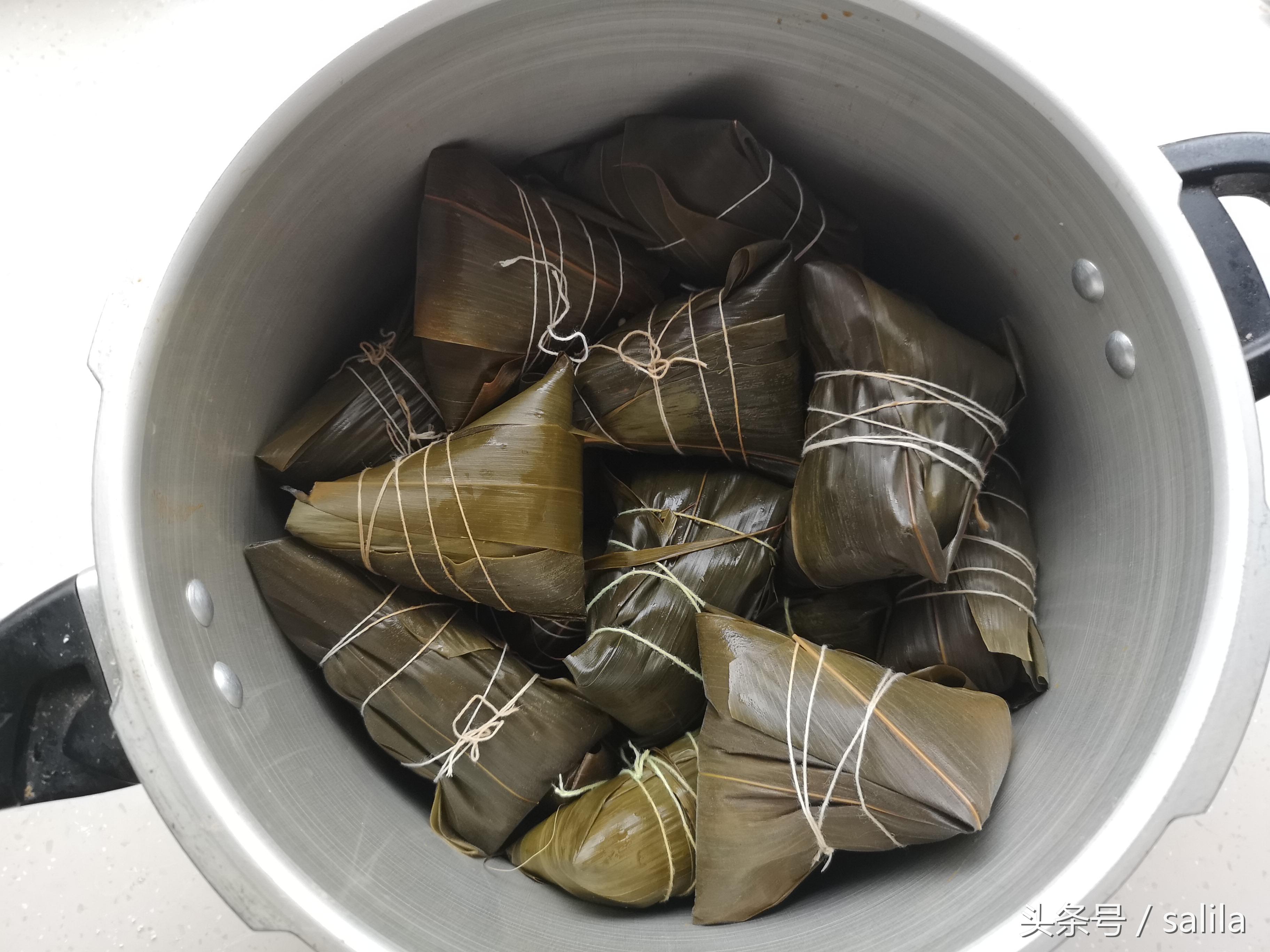 嘉兴大肉粽做法大全,怎么能做出来嘉兴那种大肉粽