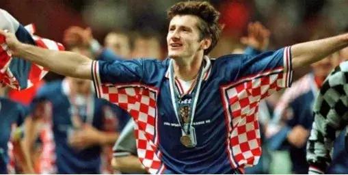 足球音乐合集音频,足球音乐维语