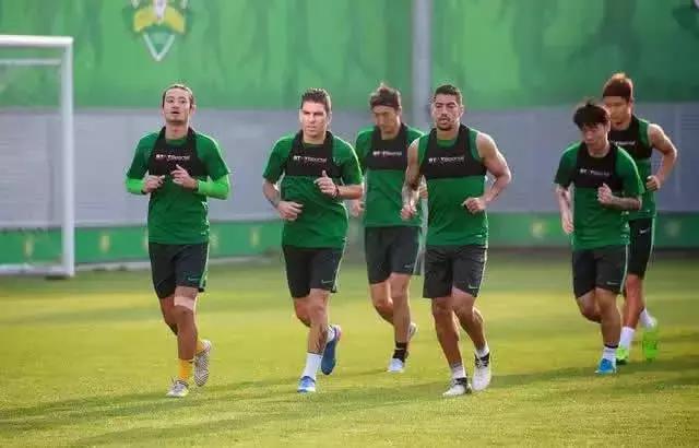 世界杯开幕式衣服,世界杯球员内裤