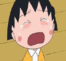 女子海边拍海浪被浪打,女子在海边拍照被海浪拍打倒了