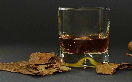 端午节雄黄酒驱毒,端午节喝雄黄酒真的能辟邪吗