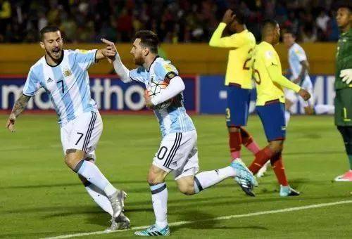 世界杯房子装修效果图,世界杯装扮家里