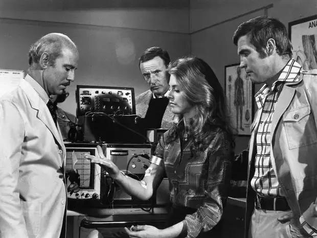 小岛秀夫在哪了,公款追星顾婷婷