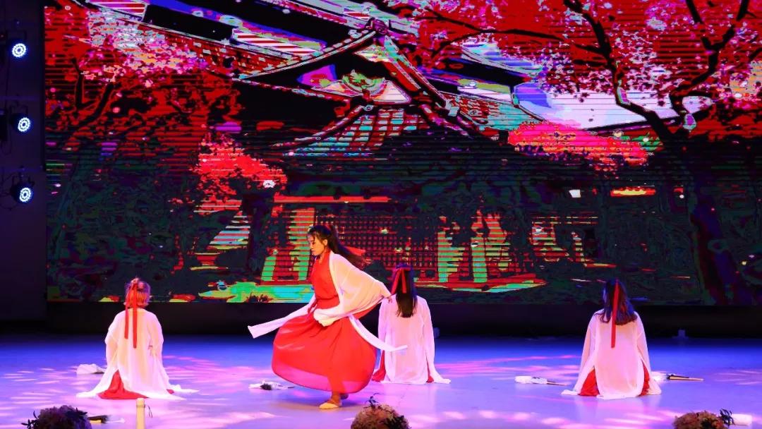 「毕业季」沈阳药科大学制药工程学院81期毕业汇演大放送