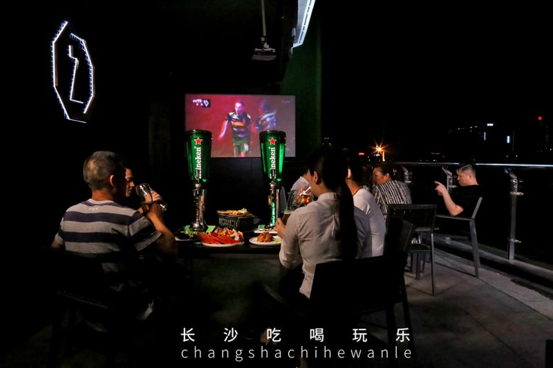 270度超一线江景餐吧,坐拥180度江景