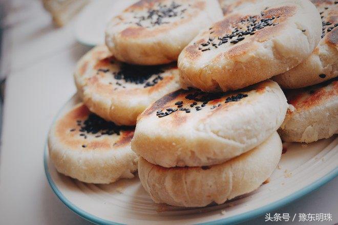 如何在家把绿豆做成绿豆饼,做绿豆饼绿豆可以直接煮吗