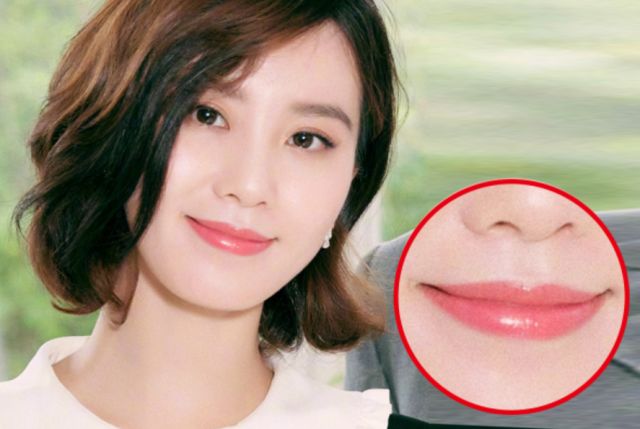 唐嫣粉唇,唐嫣鸭舌帽大红唇